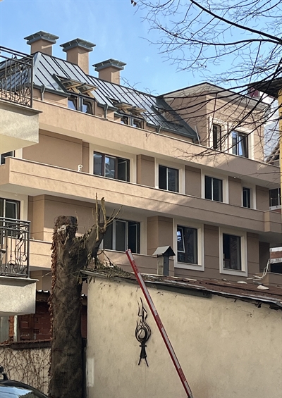 КОМПАКТЕН ТРИСТАЕН